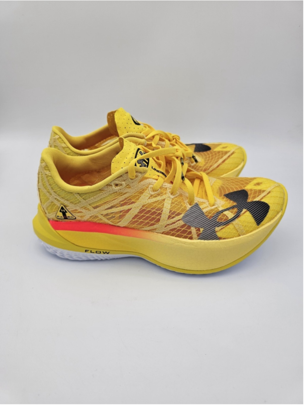 Size 6.5 - Under Armour Flow Velociti Elite 2 Streetracer - Taxi